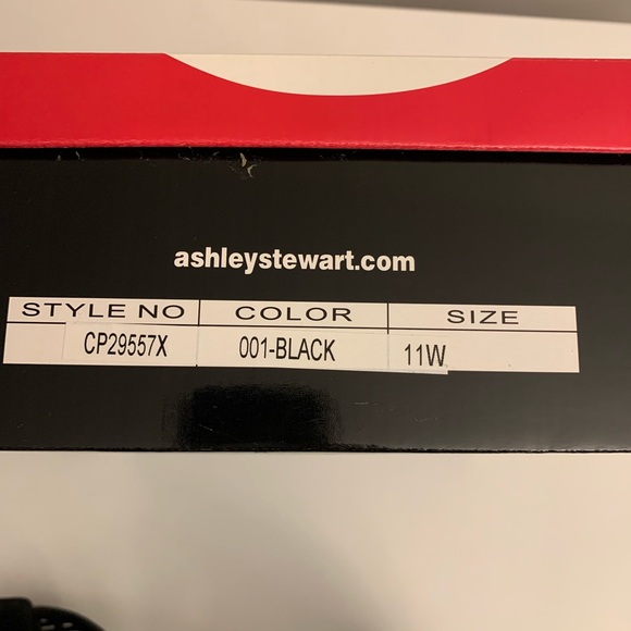 Black strappy heel 11W - Picture 5 of 5